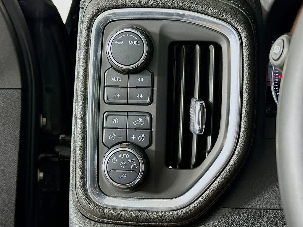Thumbnail: 2022 Chevrolet Silverado 2500 - 27