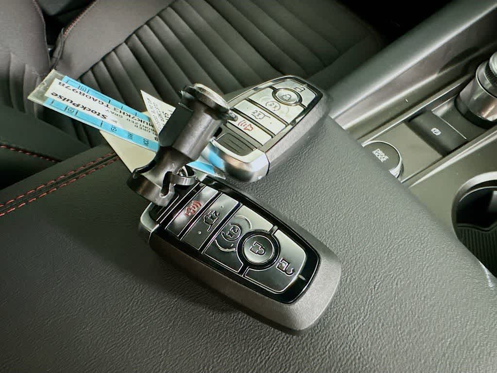 Thumbnail: 2026 Ford Explorer - 34