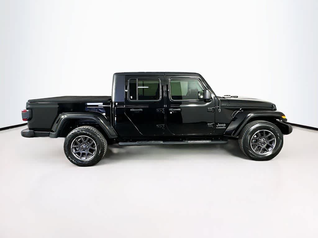 Thumbnail: 2021 Jeep Gladiator - 24