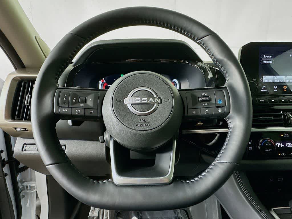 Thumbnail: 2025 Nissan Pathfinder - 15