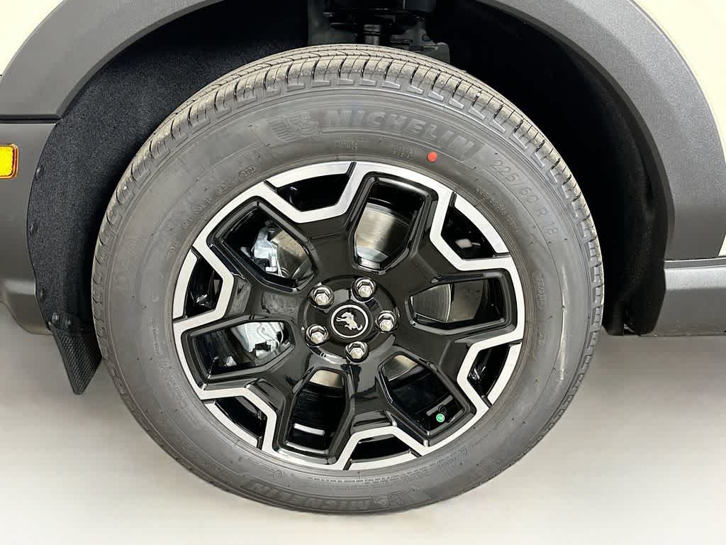 Thumbnail: 2025 Ford Bronco Sport - 8