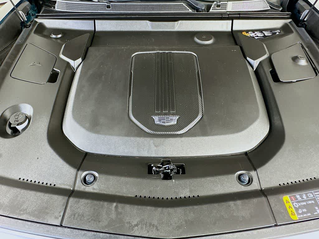 Thumbnail: 2024 Cadillac Lyriq - 9