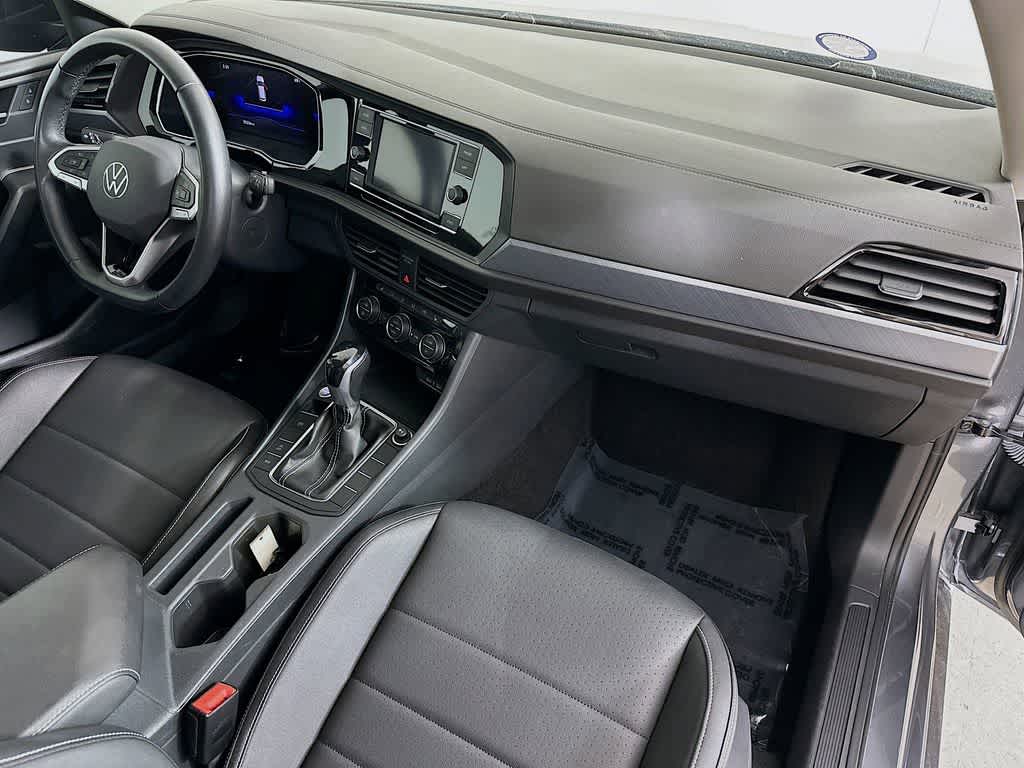 Thumbnail: 2024 Volkswagen Jetta - 31