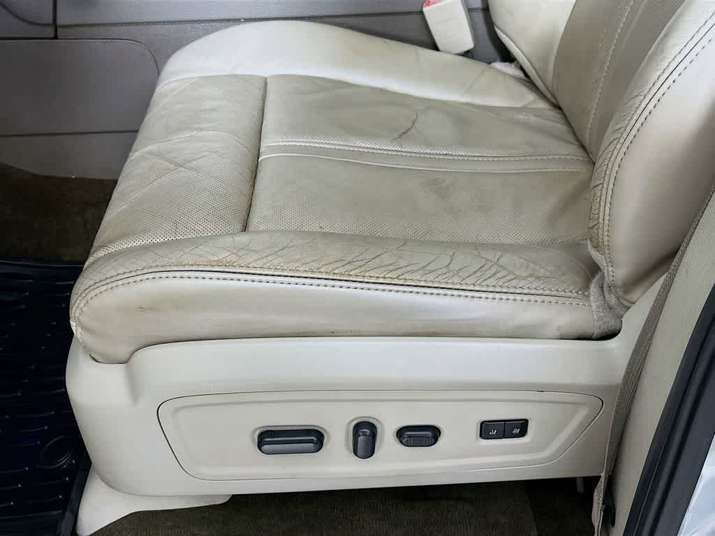 Thumbnail: 2016 Lincoln Navigator - 30