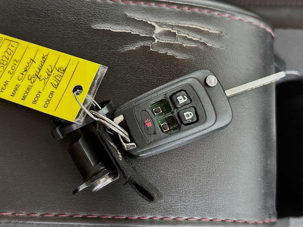 Thumbnail: 2012 Chevrolet Equinox - 22