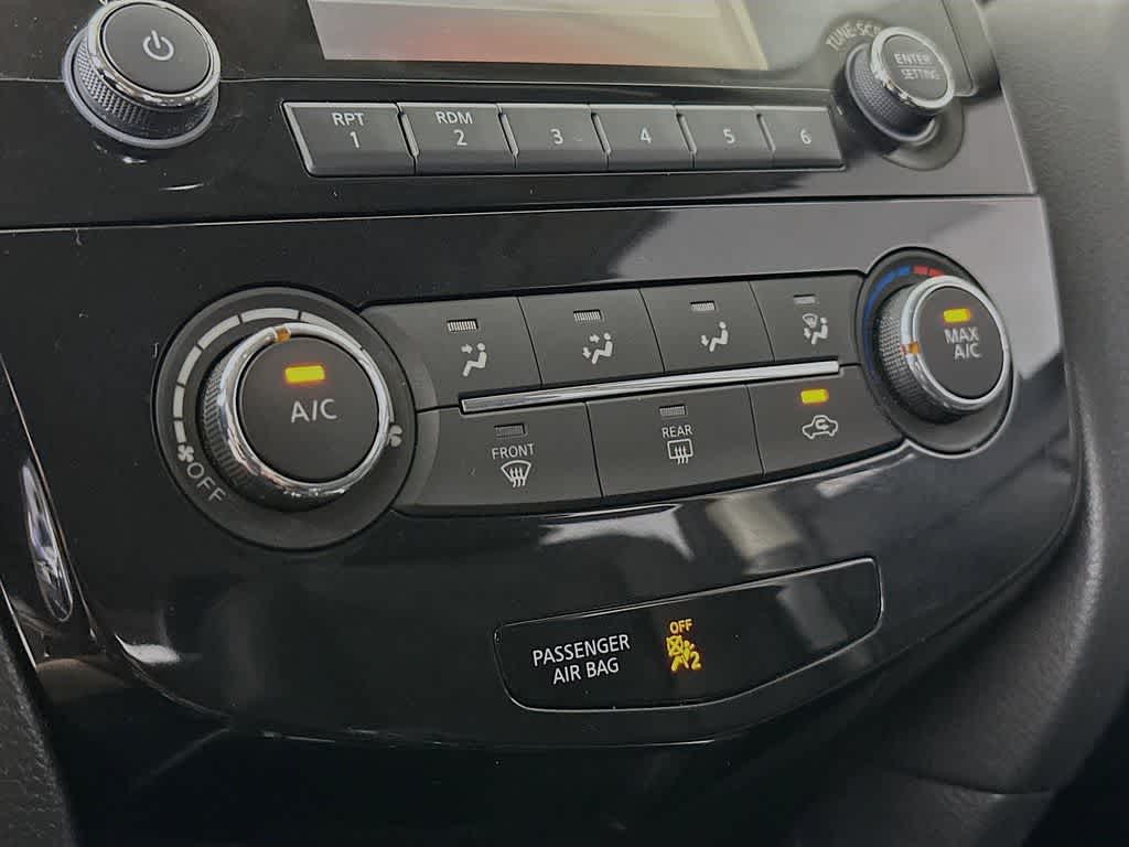 Thumbnail: 2016 Nissan Rogue - 18