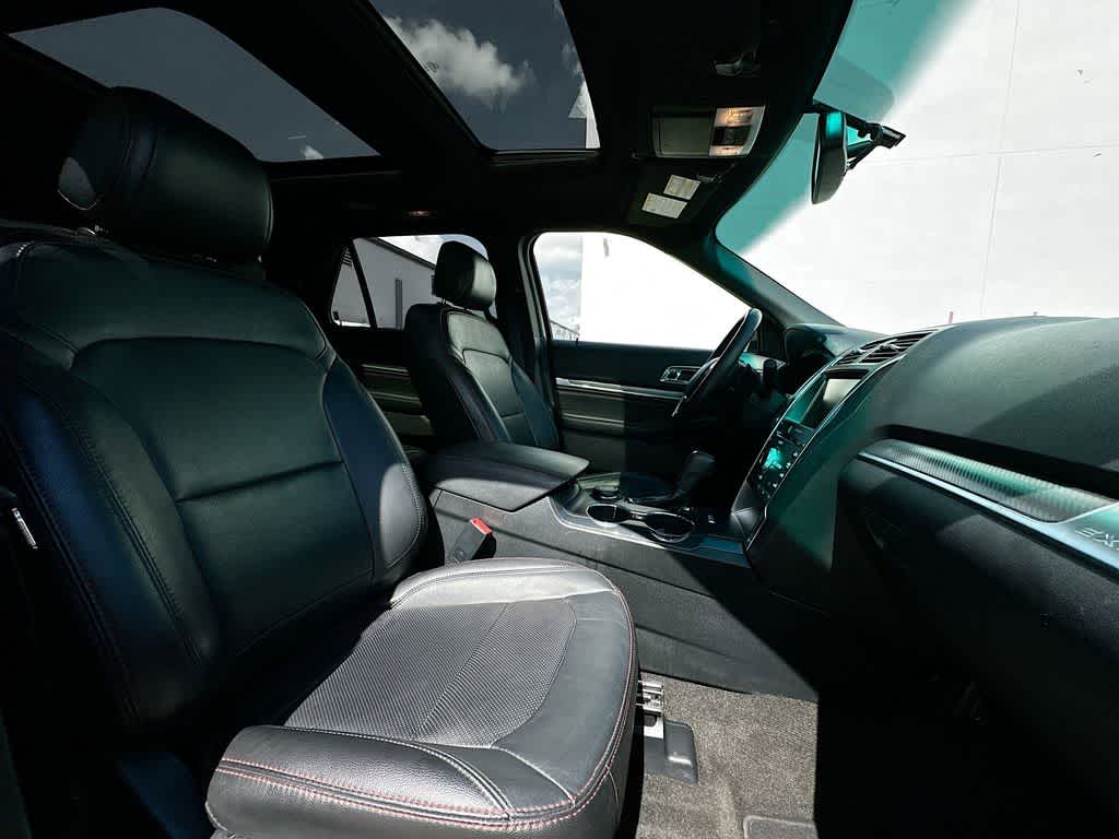 2016 Ford Explorer Sport 15