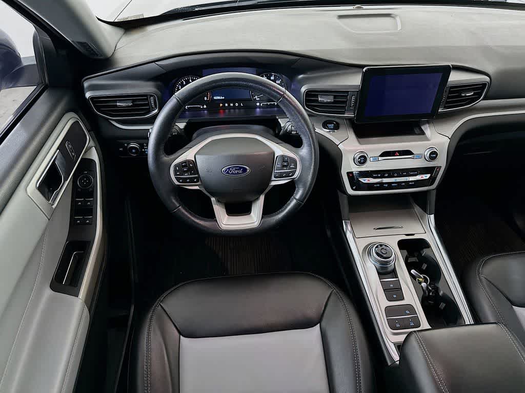 Thumbnail: 2022 Ford Explorer - 10