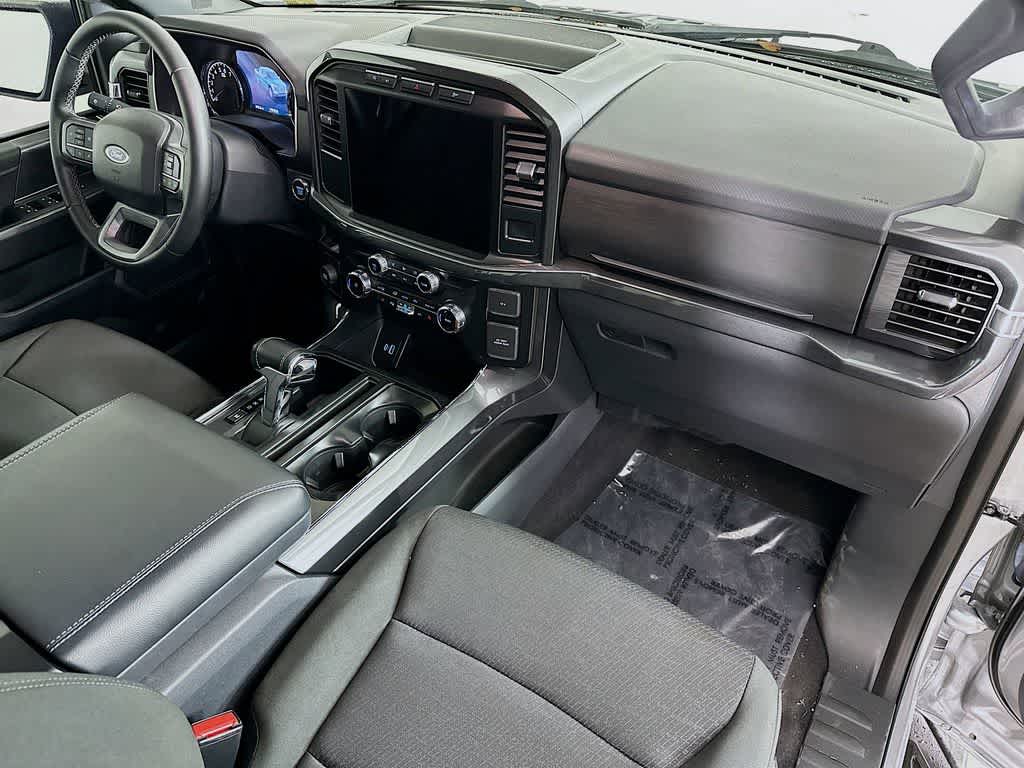 Thumbnail: 2023 Ford F-150 - 32