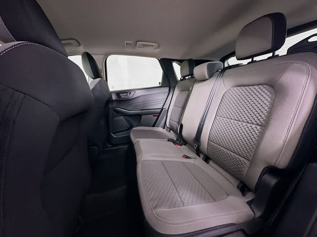 Thumbnail: 2022 Ford Escape - 13