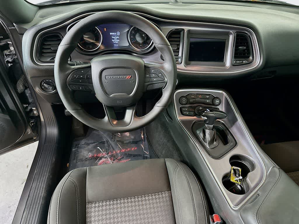 Thumbnail: 2018 Dodge Challenger - 10