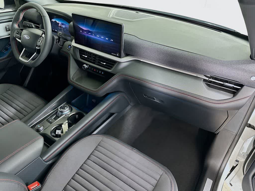 Thumbnail: 2026 Ford Explorer - 33