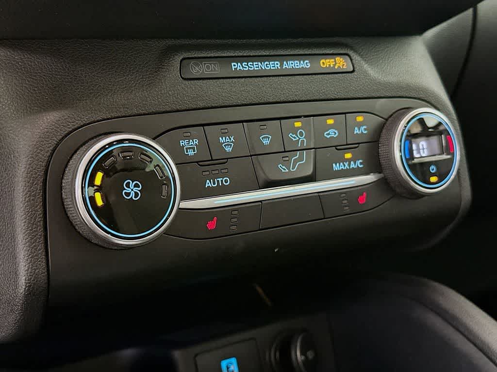 Thumbnail: 2020 Ford Escape - 17