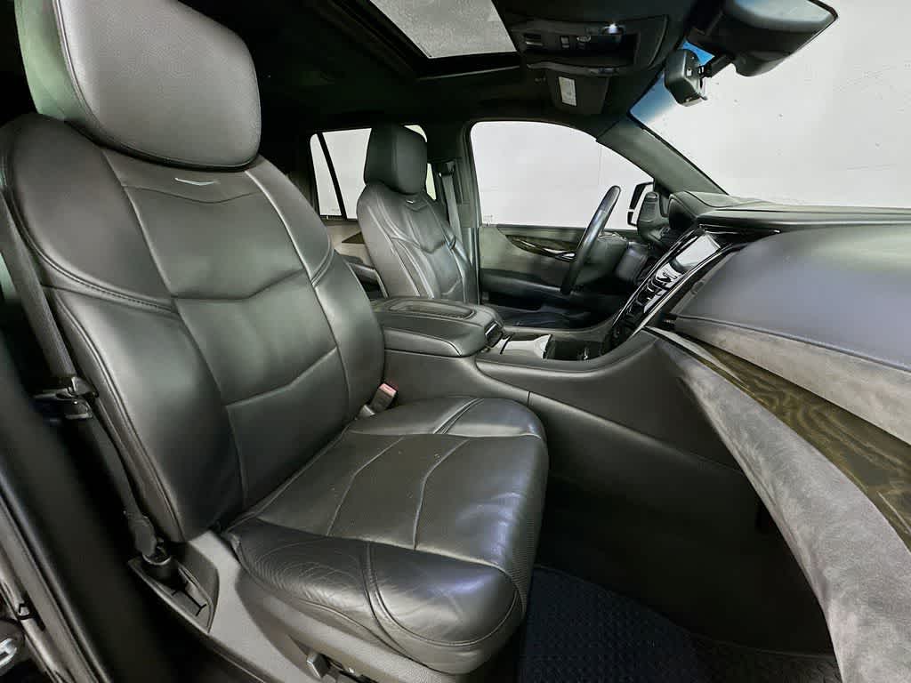 Thumbnail: 2018 Cadillac Escalade - 16