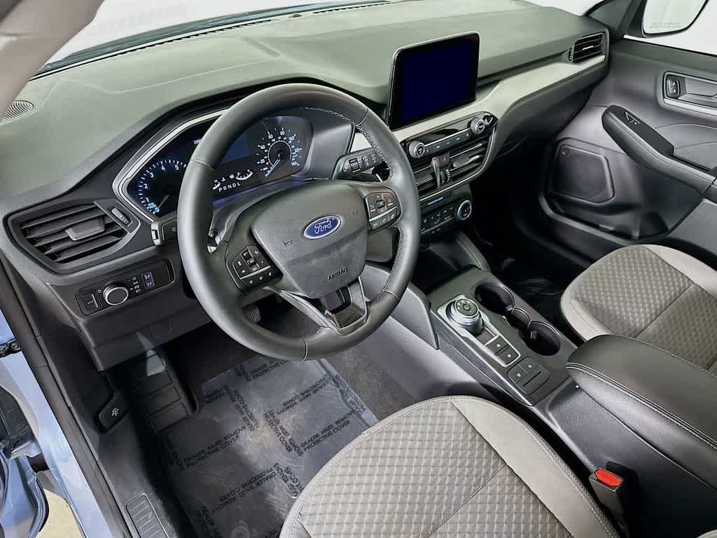 Thumbnail: 2022 Ford Escape - 2