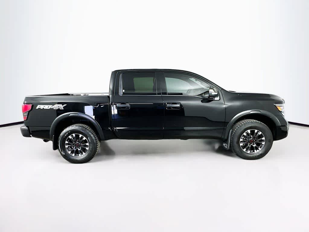 Thumbnail: 2023 Nissan Titan - 25