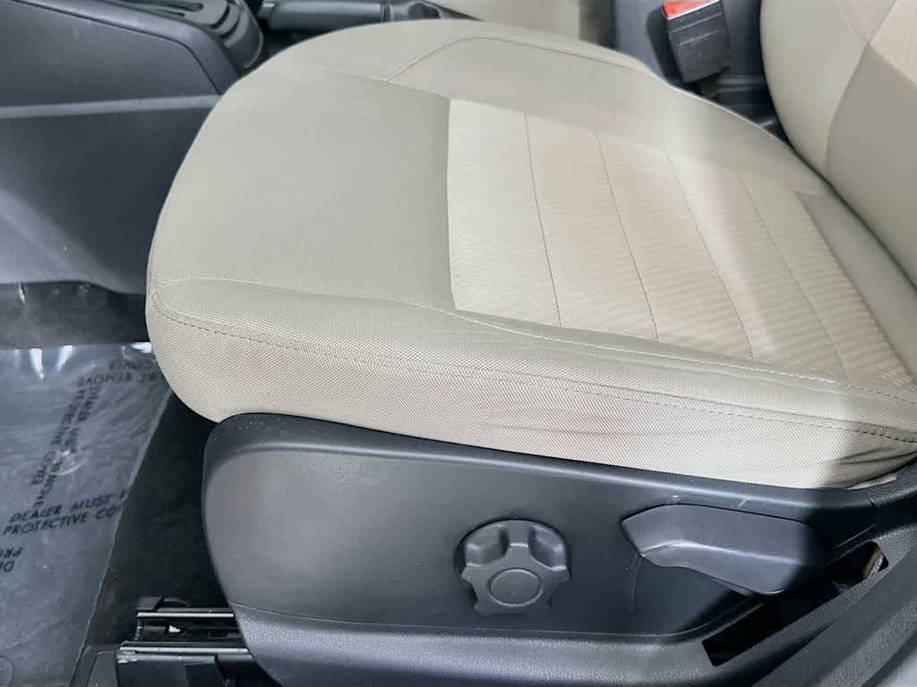 2020 Ford EcoSport S 29