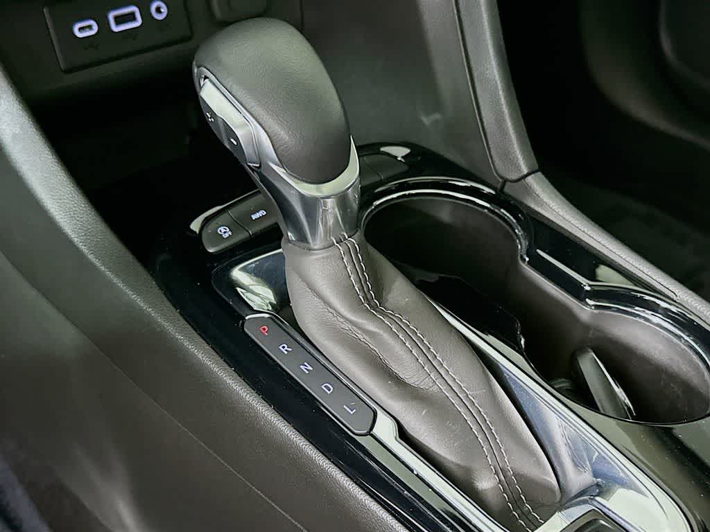 Thumbnail: 2023 Buick Encore GX - 18