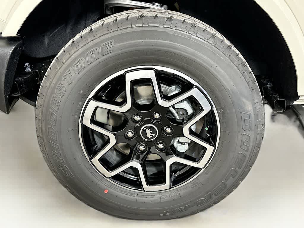 Thumbnail: 2025 Ford Bronco - 8