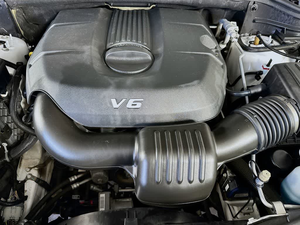 Thumbnail: 2015 Jeep Grand Cherokee - 9