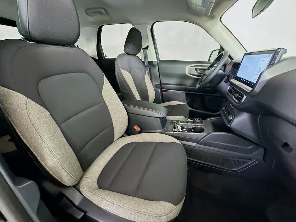 Thumbnail: 2025 Ford Bronco Sport - 15