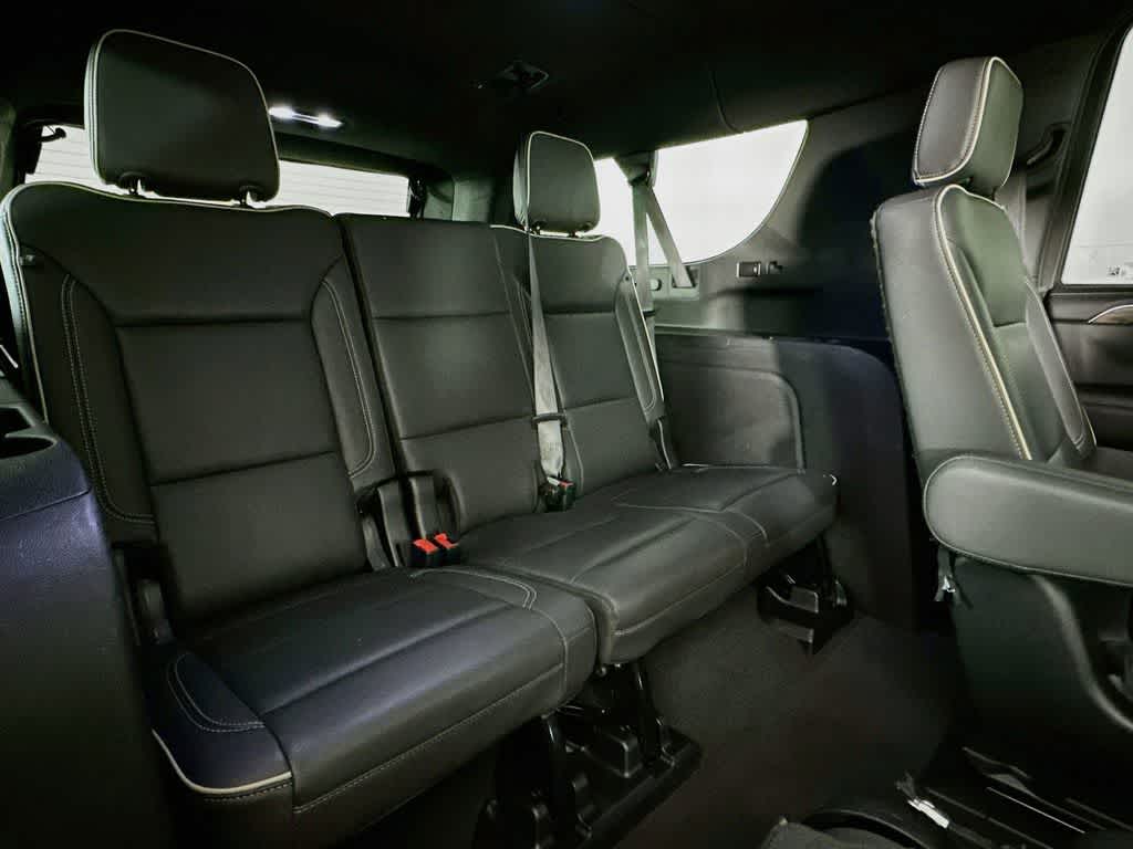 Thumbnail: 2023 Chevrolet Suburban - 31