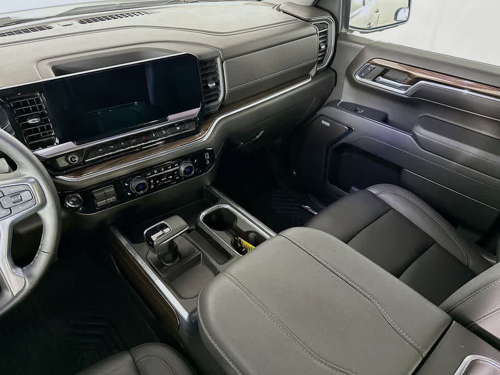 Thumbnail: 2023 Chevrolet Silverado 1500 - 11
