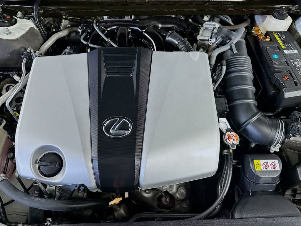 Thumbnail: 2020 Lexus ES - 9