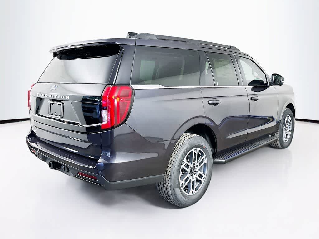 Thumbnail: 2025 Ford Expedition - 24