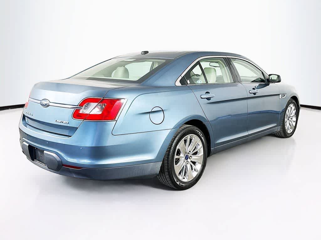 Thumbnail: 2010 Ford Taurus - 24