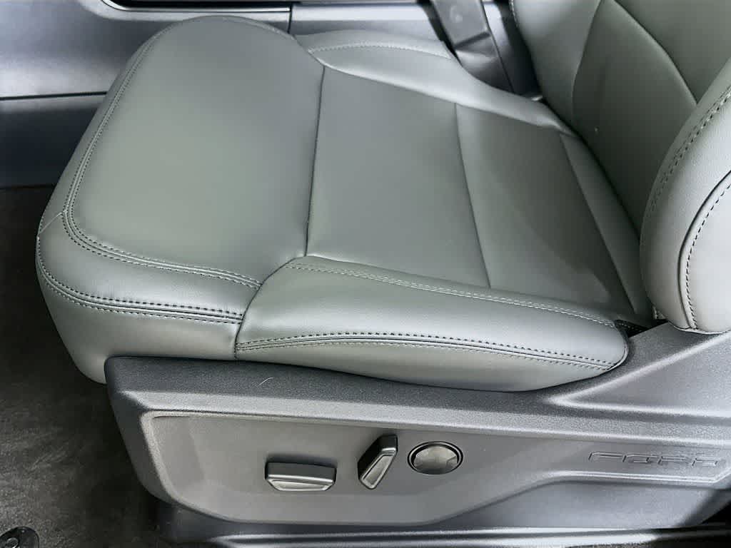 Thumbnail: 2026 Ford Expedition - 29