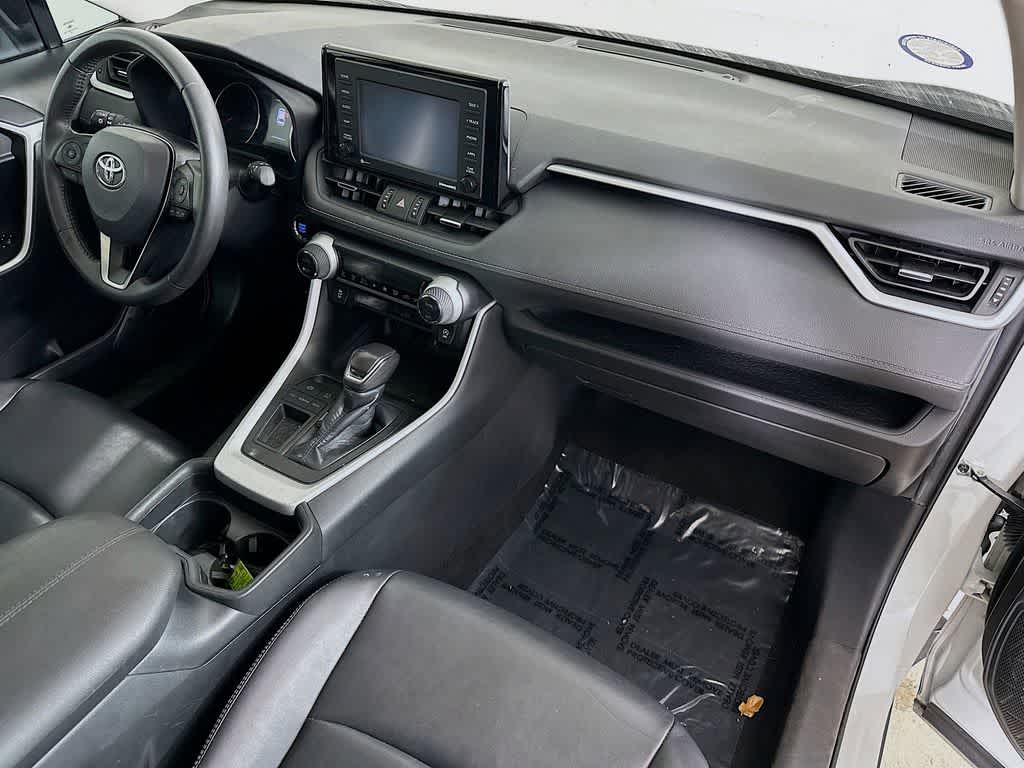 Thumbnail: 2021 Toyota RAV4 - 33