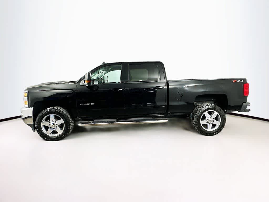 Thumbnail: 2018 Chevrolet Silverado 2500 - 3