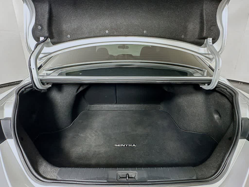 Thumbnail: 2023 Nissan Sentra - 20