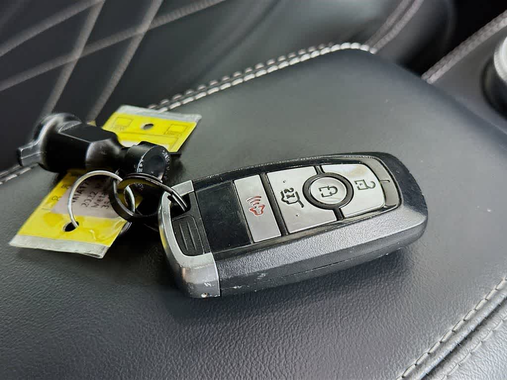 Thumbnail: 2022 Ford Mustang Mach-E - 20