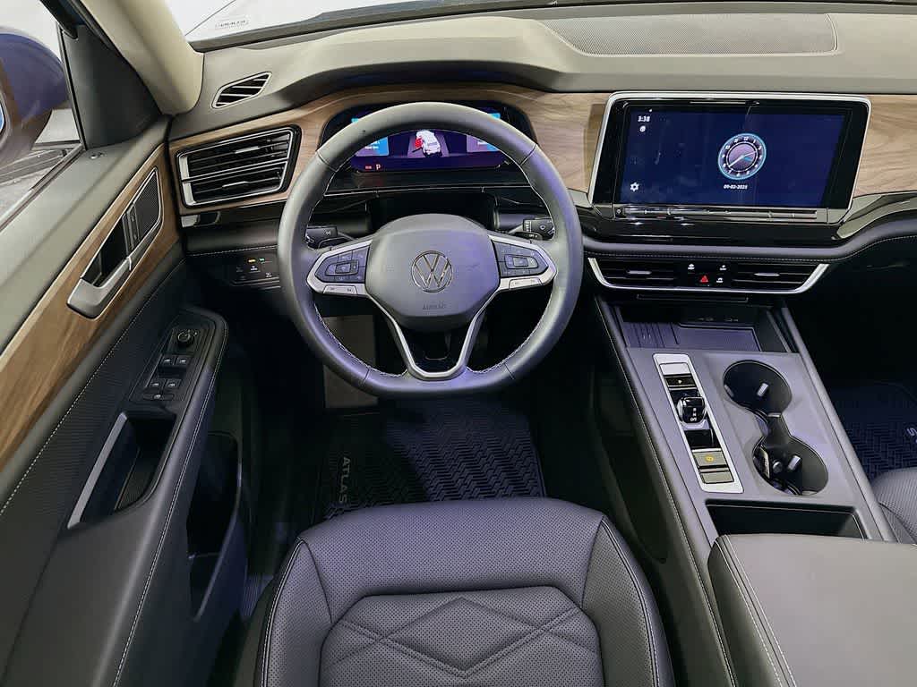 Thumbnail: 2025 Volkswagen Atlas - 10