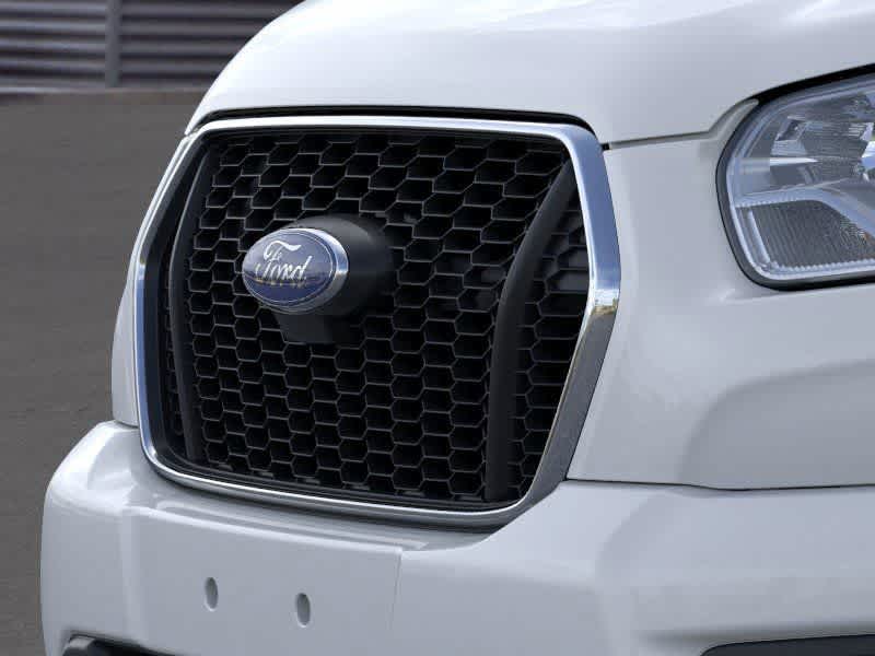 Thumbnail: 2025 Ford Econoline - 17