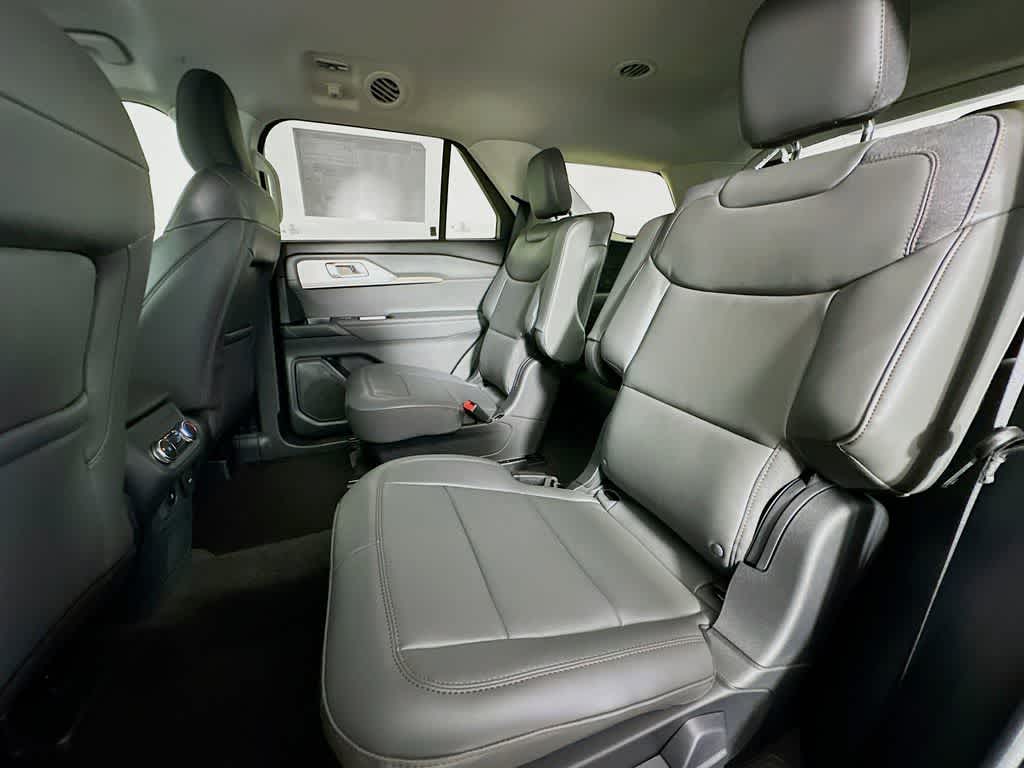 Thumbnail: 2025 Ford Explorer - 14