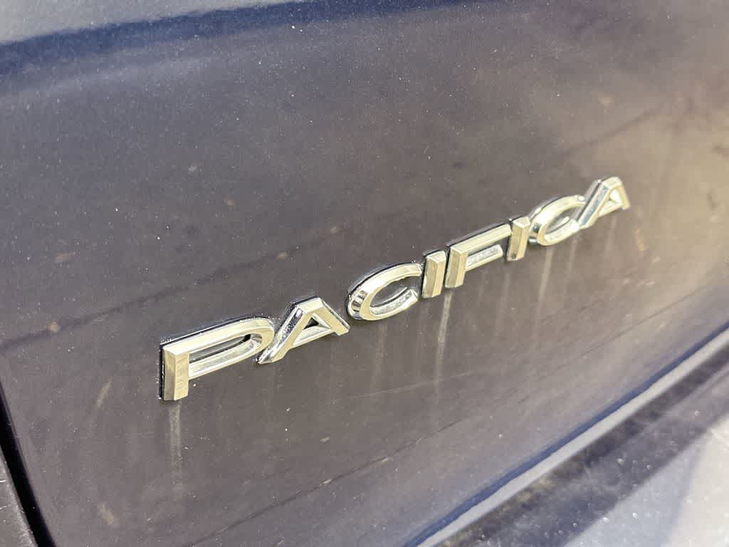 Thumbnail: 2024 Chrysler Pacifica - 7