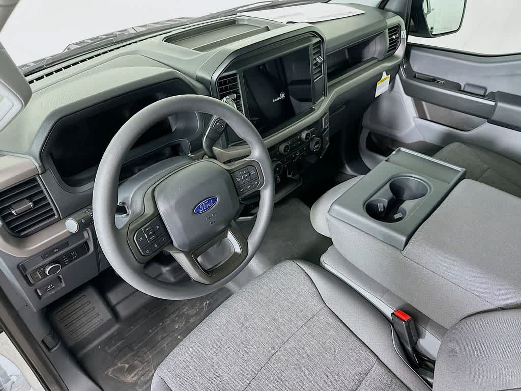 2025 Ford F-150 XL 2