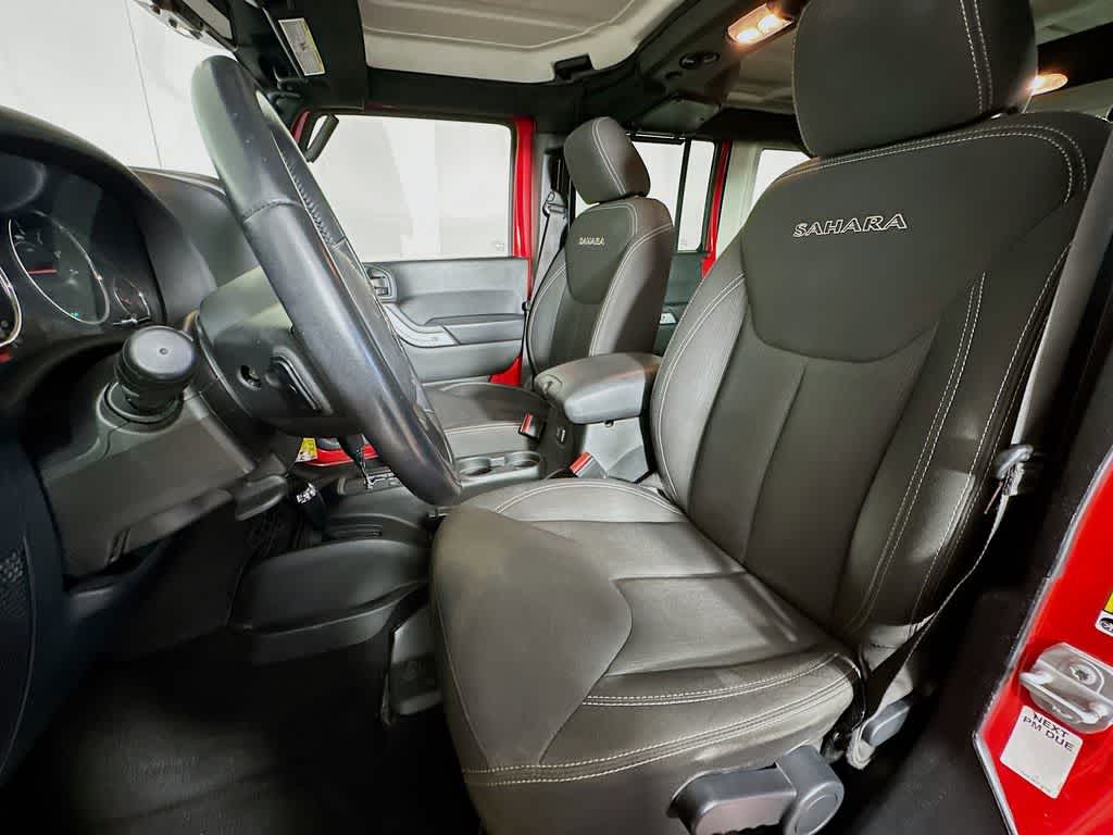 Thumbnail: 2017 Jeep Wrangler - 12