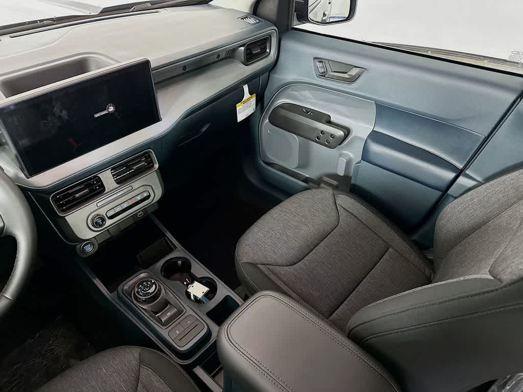 Thumbnail: 2025 Ford Maverick - 11