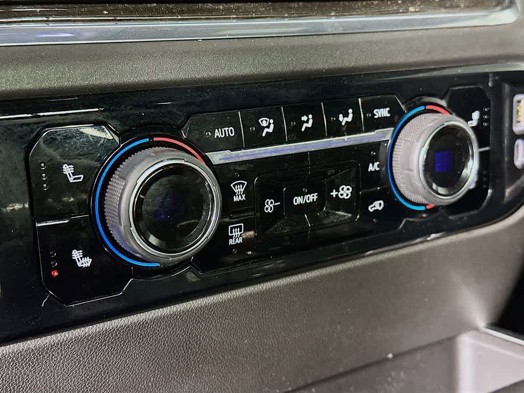 Thumbnail: 2023 Chevrolet Silverado 1500 - 18