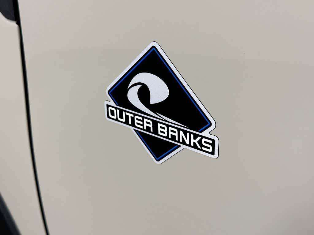 Thumbnail: 2025 Ford Bronco Sport - 7