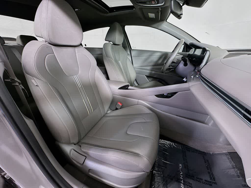 Thumbnail: 2025 Hyundai Elantra - 14