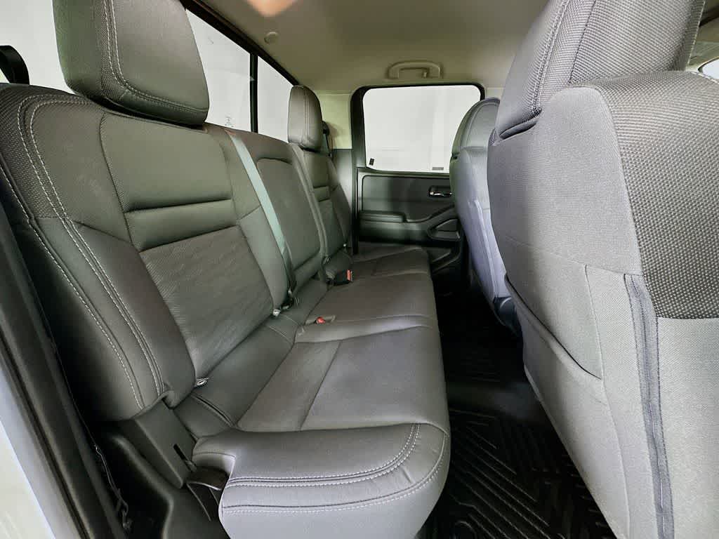 Thumbnail: 2024 Nissan Frontier - 28