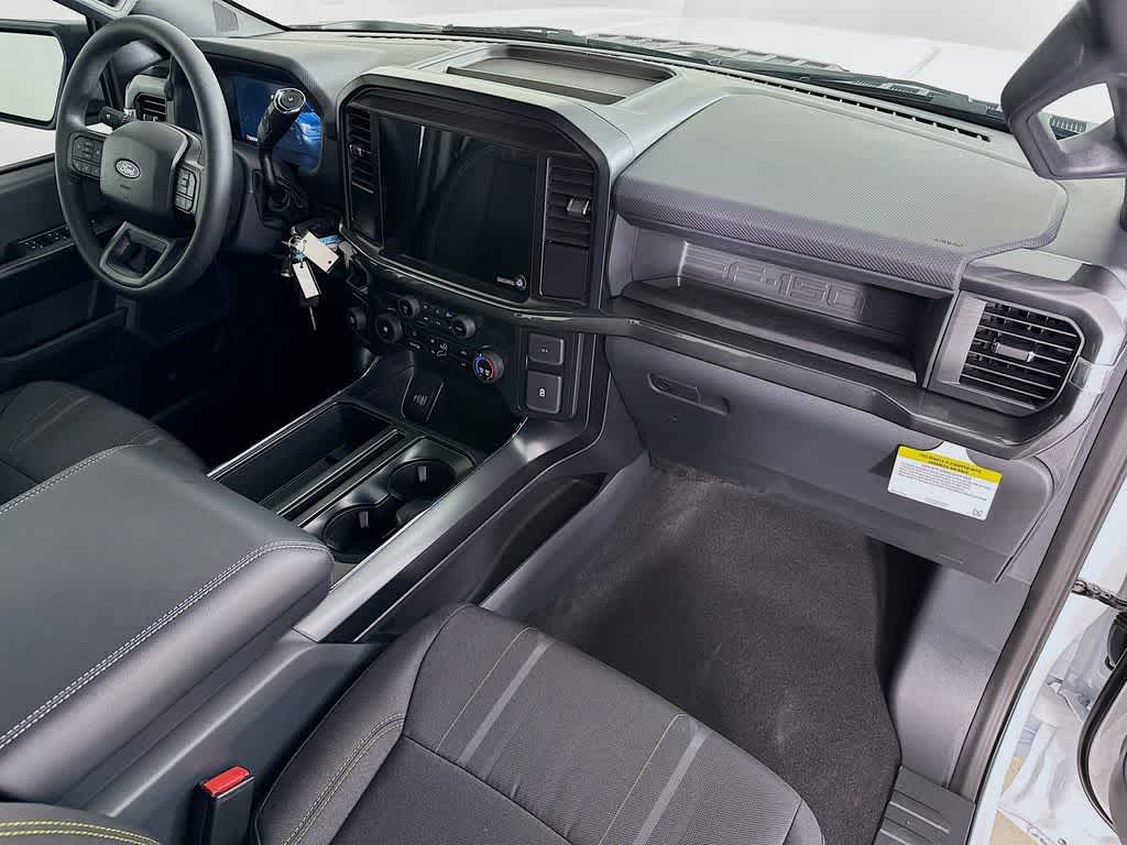 Thumbnail: 2025 Ford F-150 - 32