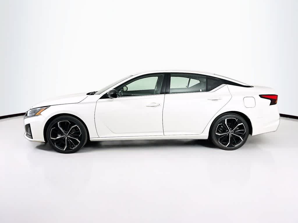Thumbnail: 2024 Nissan Altima - 3