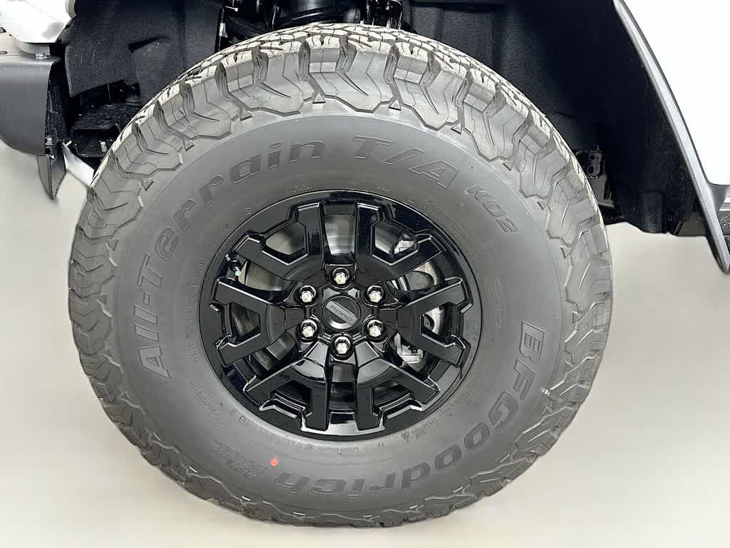 Thumbnail: 2025 Ford Bronco - 8