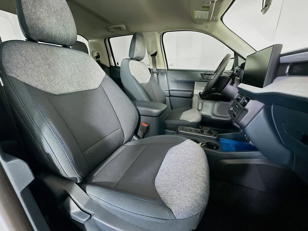 Thumbnail: 2026 Ford Maverick - 14